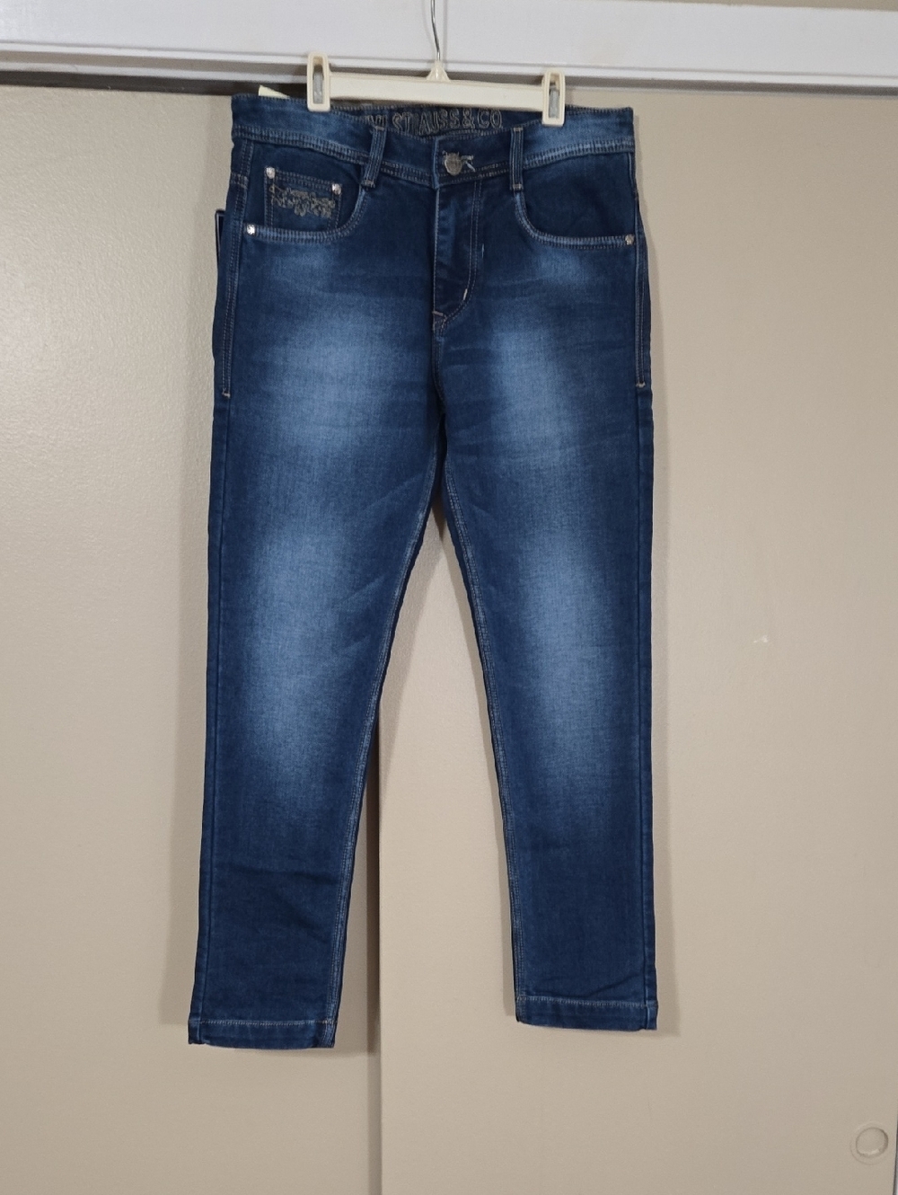 Levi's Men's 501 Straight Fit Jeans in Dark Blue Wash Size 30 NWT